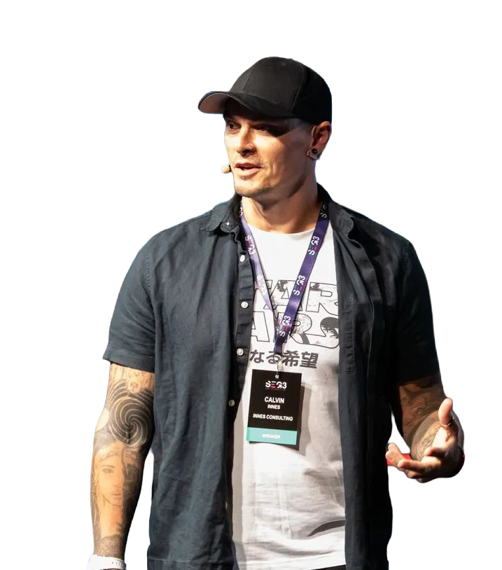 Calvin Innes speaking on stage about fandom strategy